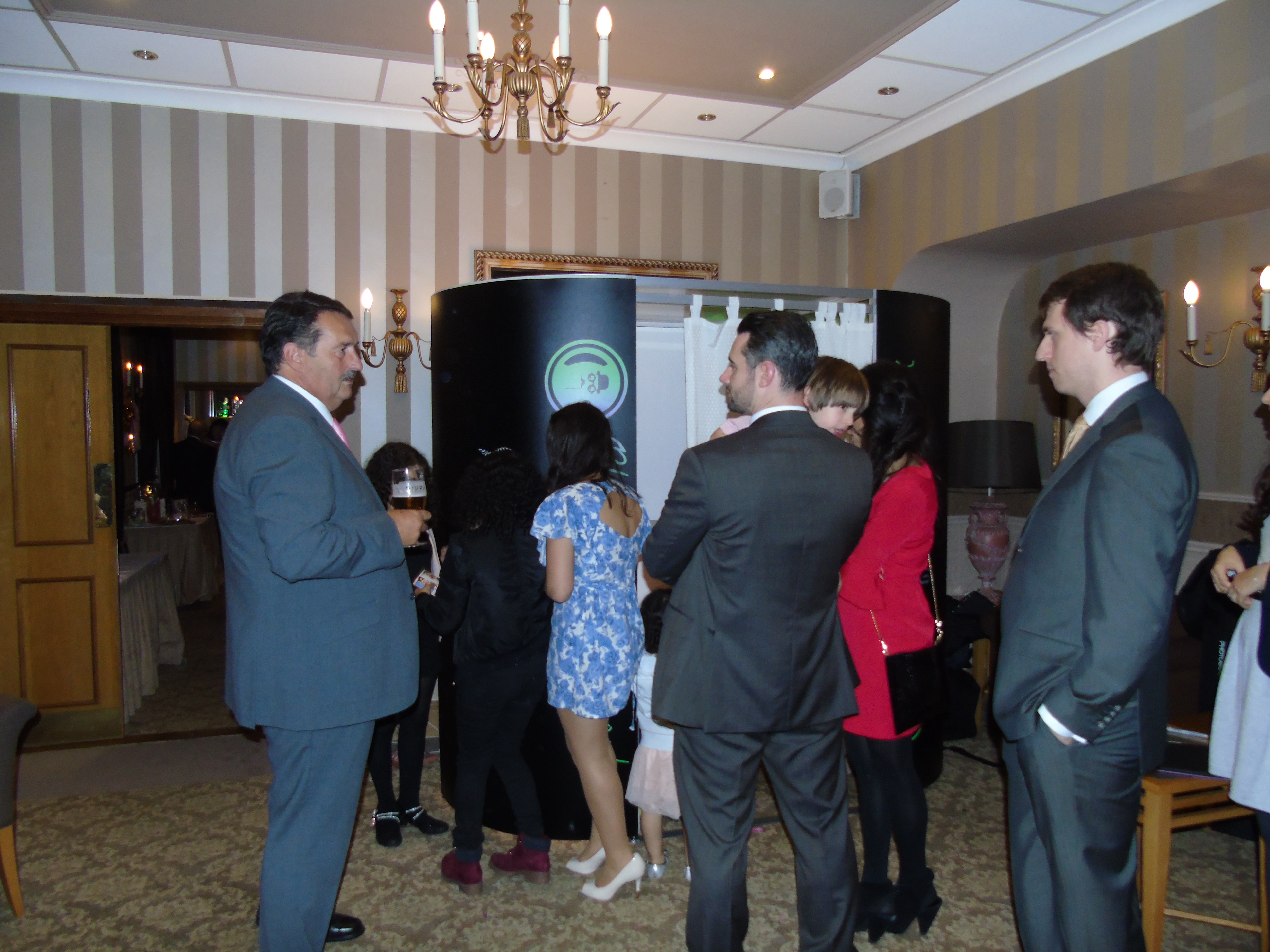 Wedding photo booth at the fairlawns